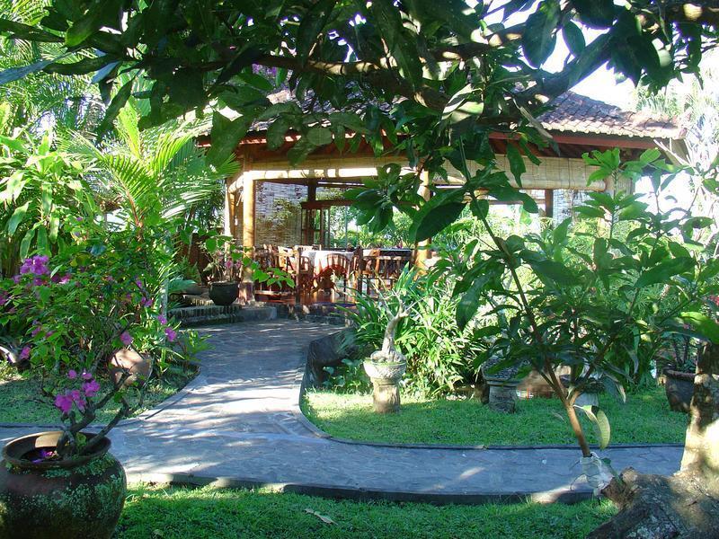 Cabe Bali Hotel Jasri Buitenkant foto